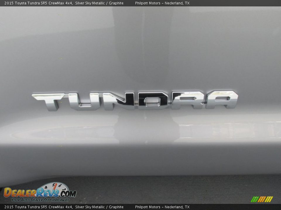 2015 Toyota Tundra SR5 CrewMax 4x4 Silver Sky Metallic / Graphite Photo #14