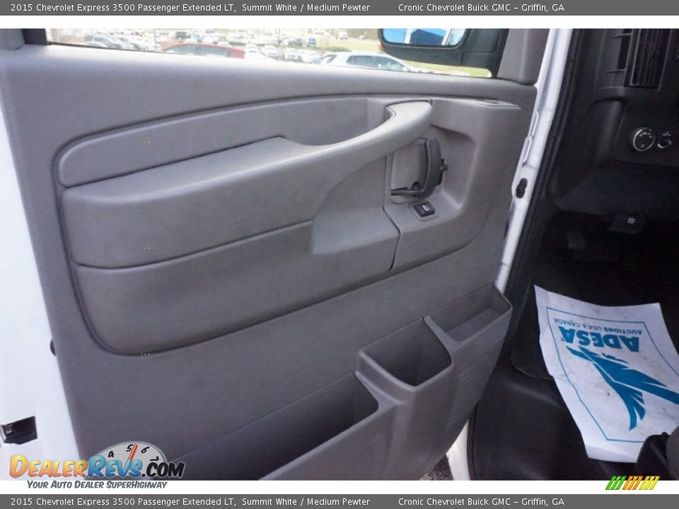 2015 Chevrolet Express 3500 Passenger Extended LT Summit White / Medium Pewter Photo #12