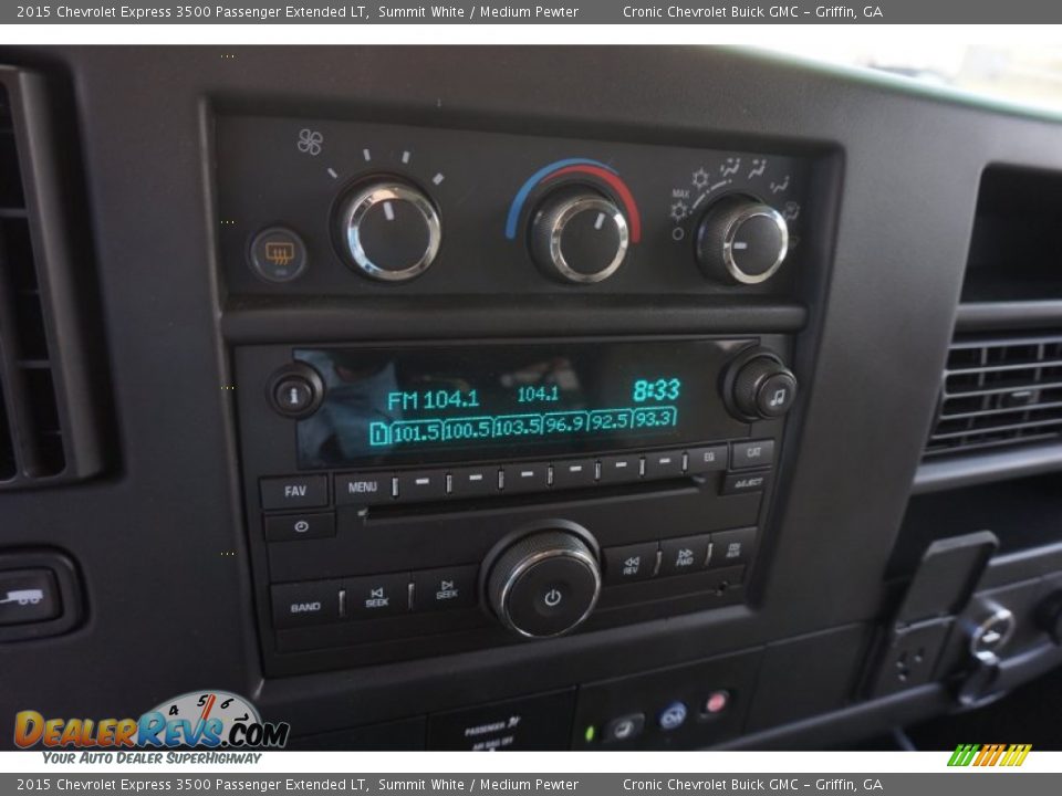 Controls of 2015 Chevrolet Express 3500 Passenger Extended LT Photo #22