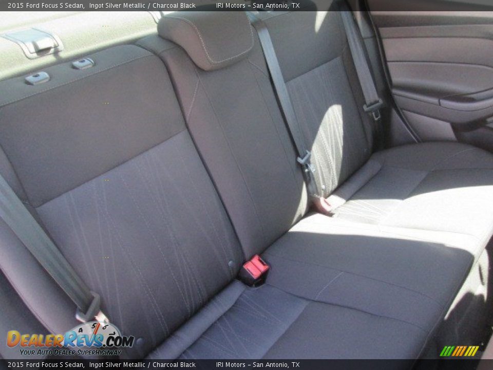 2015 Ford Focus S Sedan Ingot Silver Metallic / Charcoal Black Photo #8