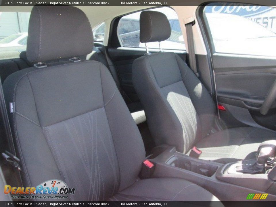2015 Ford Focus S Sedan Ingot Silver Metallic / Charcoal Black Photo #9