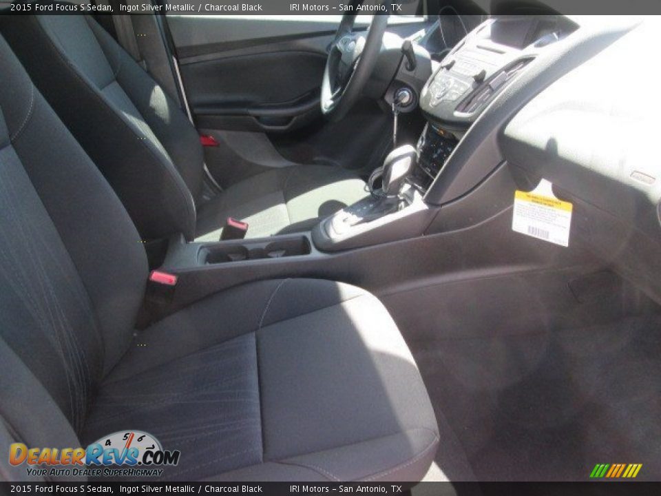 2015 Ford Focus S Sedan Ingot Silver Metallic / Charcoal Black Photo #11