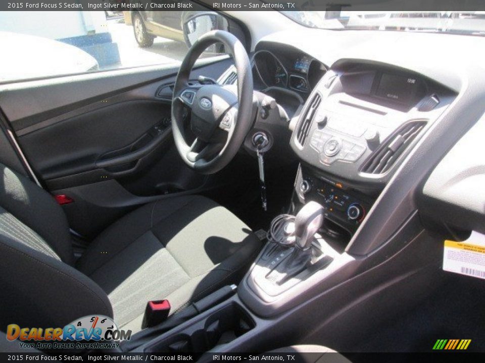 2015 Ford Focus S Sedan Ingot Silver Metallic / Charcoal Black Photo #12