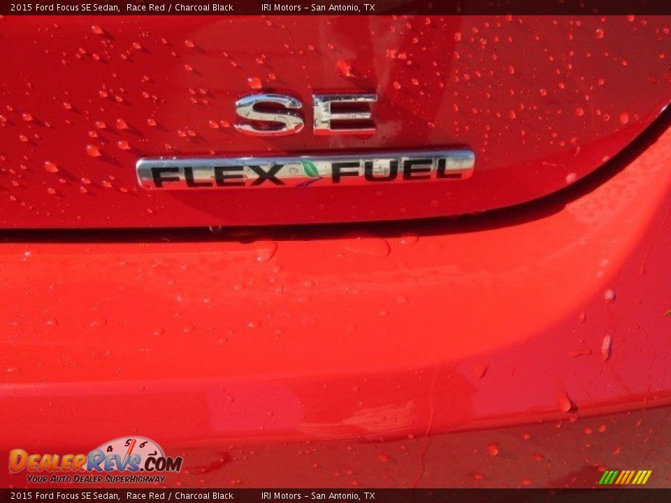 2015 Ford Focus SE Sedan Race Red / Charcoal Black Photo #7