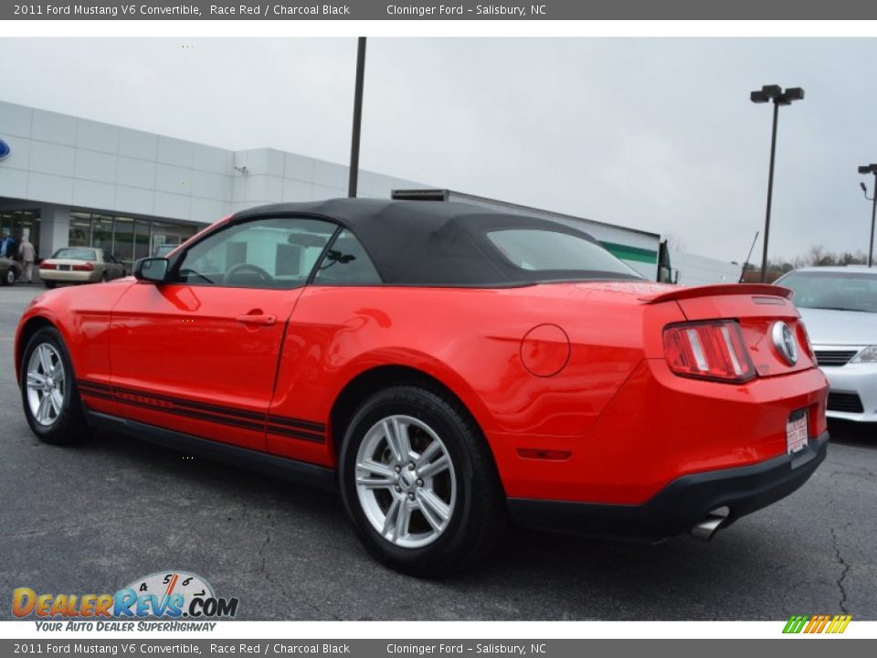 2011 Ford Mustang V6 Convertible Race Red / Charcoal Black Photo #5