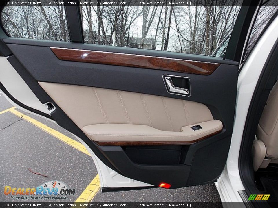 2011 Mercedes-Benz E 350 4Matic Sedan Arctic White / Almond/Black Photo #15