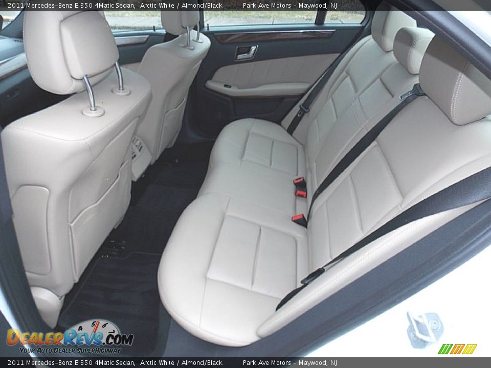 2011 Mercedes-Benz E 350 4Matic Sedan Arctic White / Almond/Black Photo #17