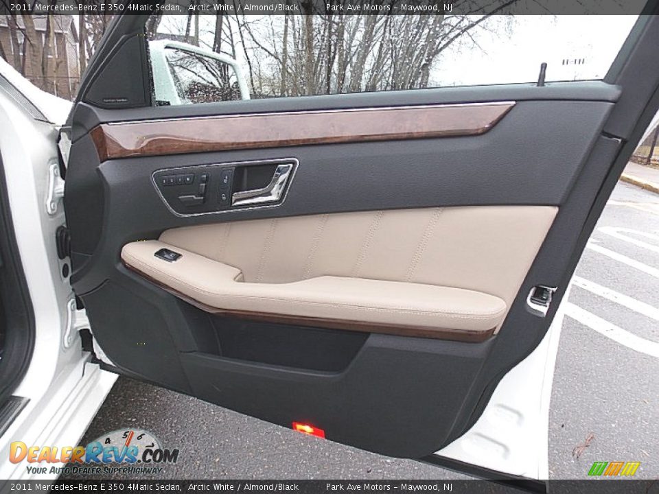 2011 Mercedes-Benz E 350 4Matic Sedan Arctic White / Almond/Black Photo #18