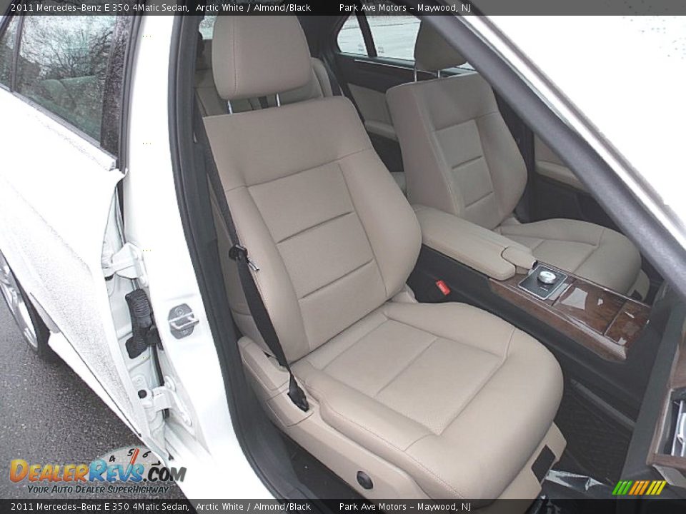 2011 Mercedes-Benz E 350 4Matic Sedan Arctic White / Almond/Black Photo #20