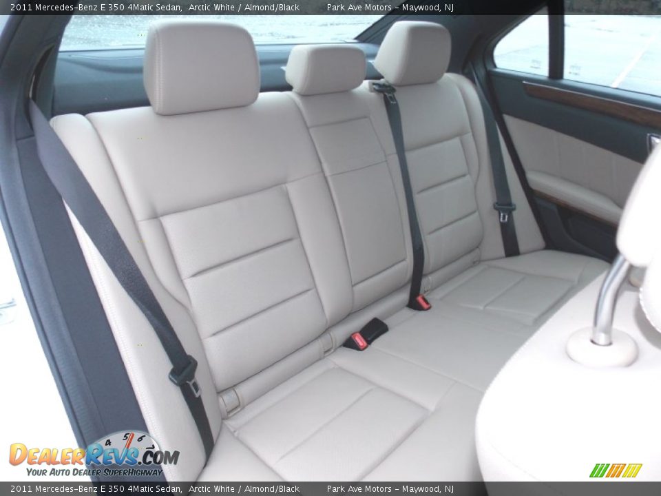 2011 Mercedes-Benz E 350 4Matic Sedan Arctic White / Almond/Black Photo #24