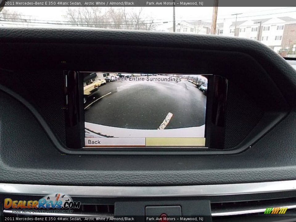 2011 Mercedes-Benz E 350 4Matic Sedan Arctic White / Almond/Black Photo #33