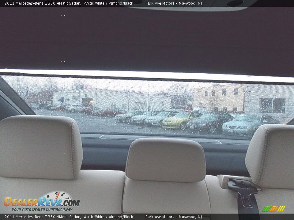 2011 Mercedes-Benz E 350 4Matic Sedan Arctic White / Almond/Black Photo #36