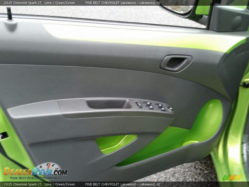 Door Panel of 2015 Chevrolet Spark LT Photo #8
