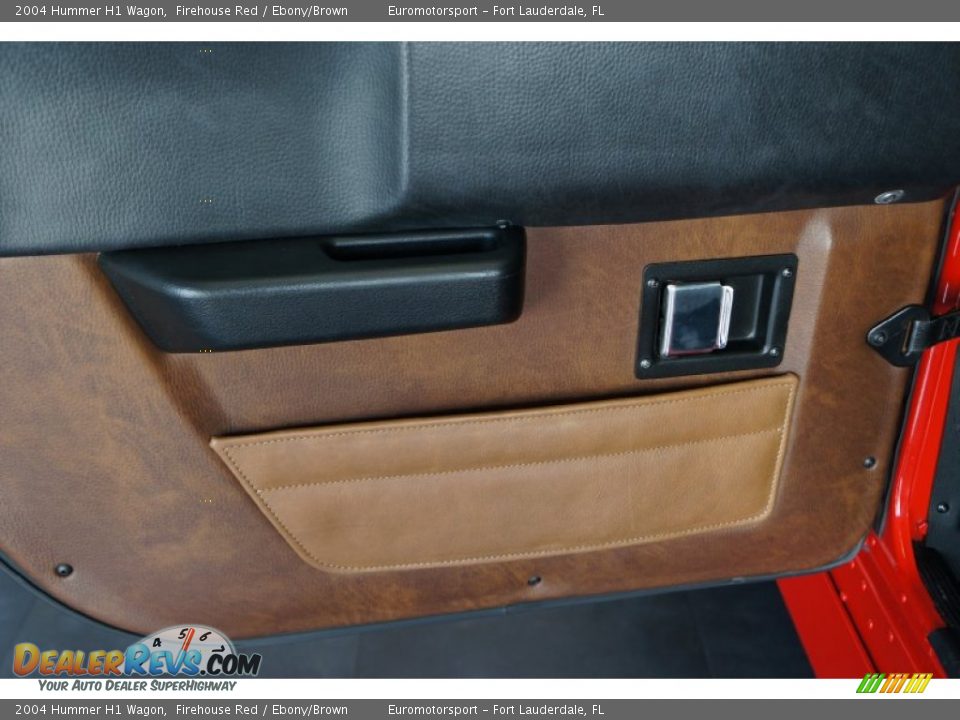 Door Panel of 2004 Hummer H1 Wagon Photo #33