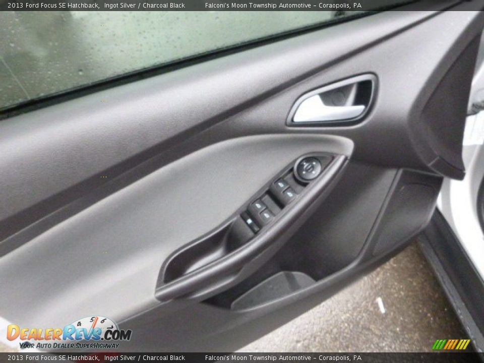 2013 Ford Focus SE Hatchback Ingot Silver / Charcoal Black Photo #20