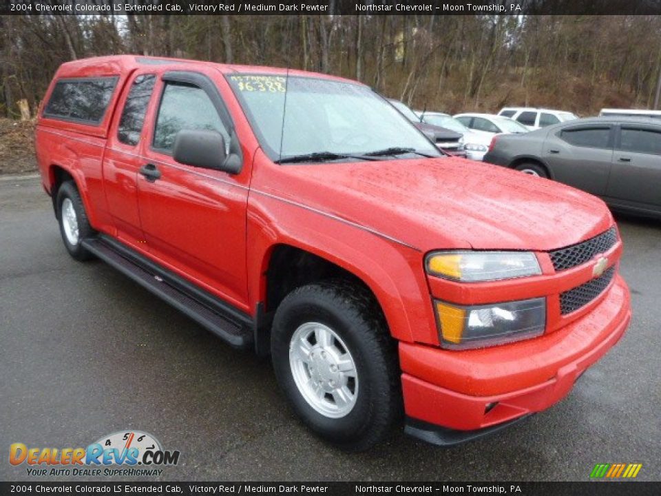 Front 3/4 View of 2004 Chevrolet Colorado LS Extended Cab Photo #5