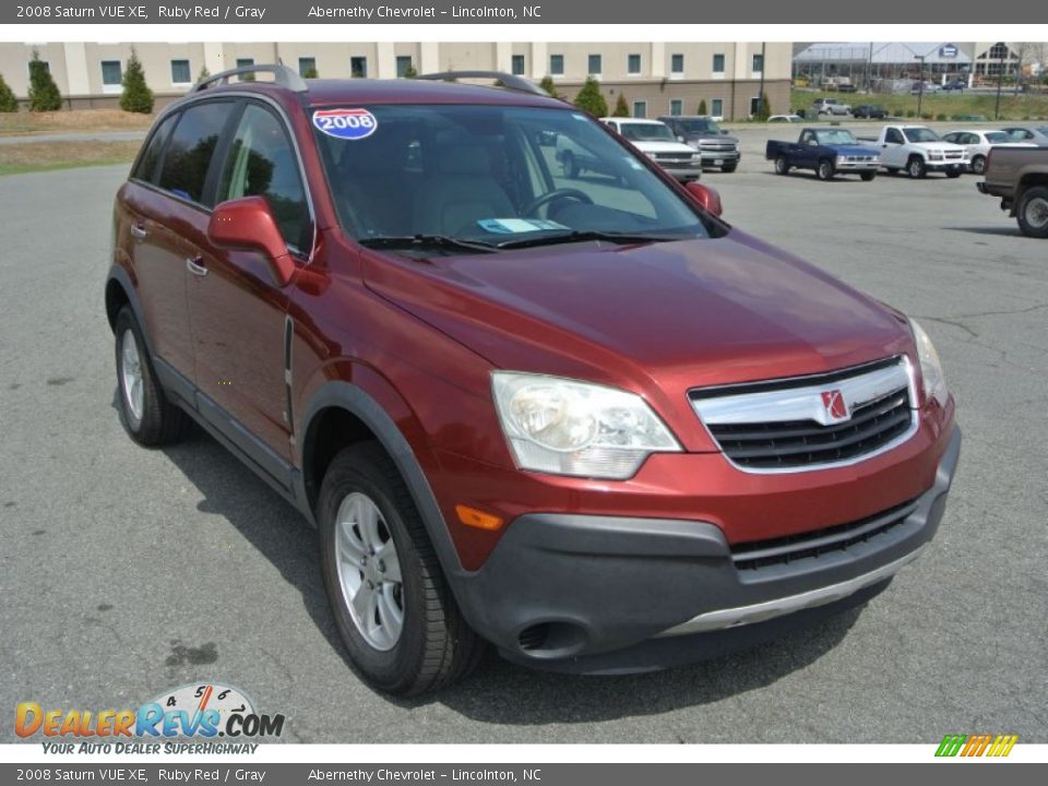 Front 3/4 View of 2008 Saturn VUE XE Photo #1