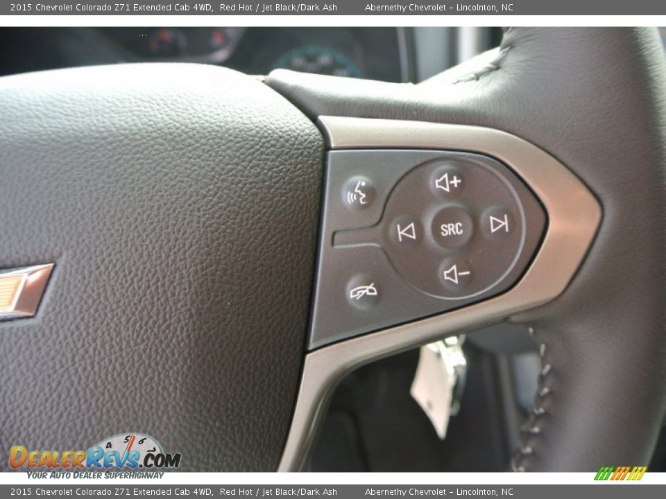 Controls of 2015 Chevrolet Colorado Z71 Extended Cab 4WD Photo #15