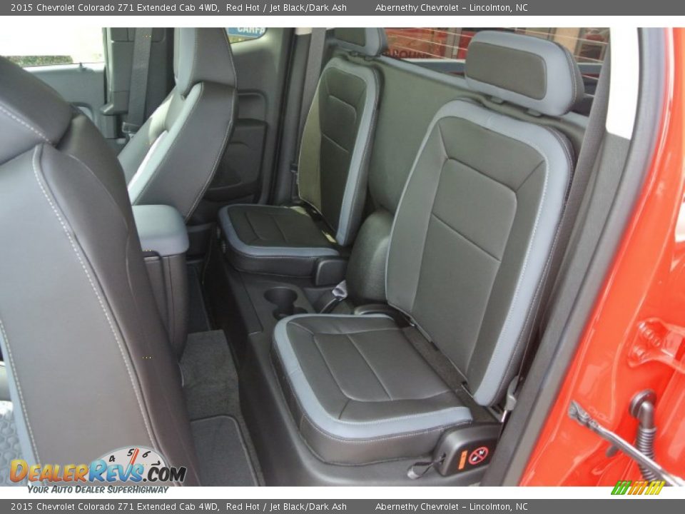 Rear Seat of 2015 Chevrolet Colorado Z71 Extended Cab 4WD Photo #17