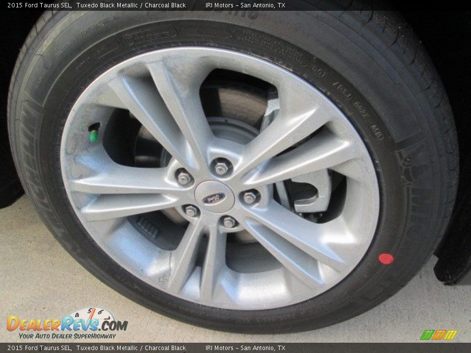 2015 Ford Taurus SEL Tuxedo Black Metallic / Charcoal Black Photo #3