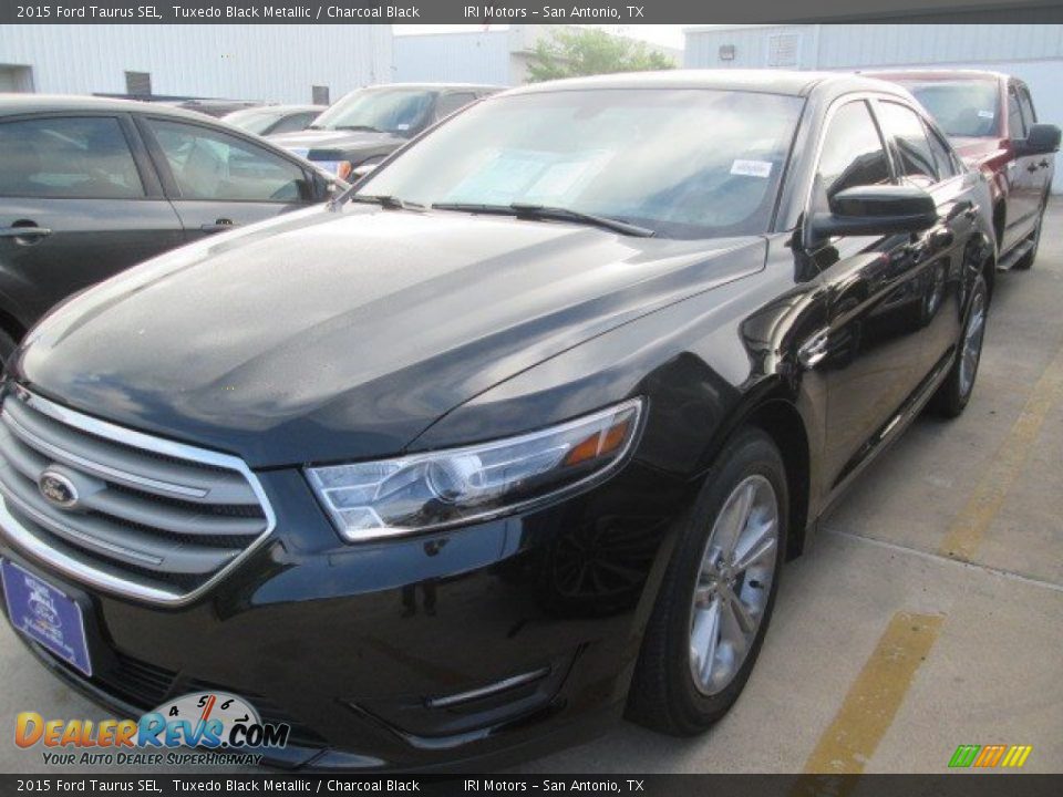 2015 Ford Taurus SEL Tuxedo Black Metallic / Charcoal Black Photo #4