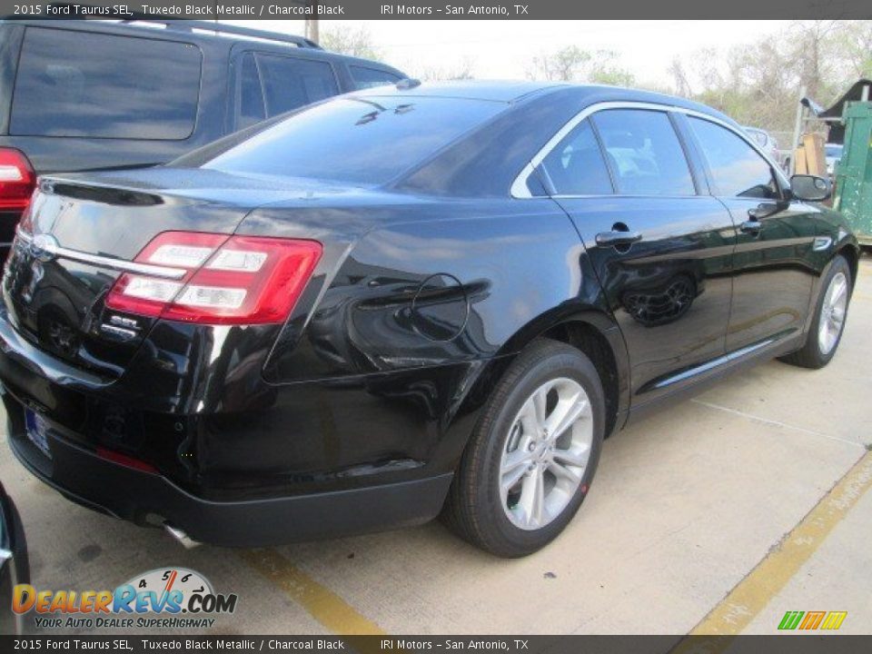 2015 Ford Taurus SEL Tuxedo Black Metallic / Charcoal Black Photo #6