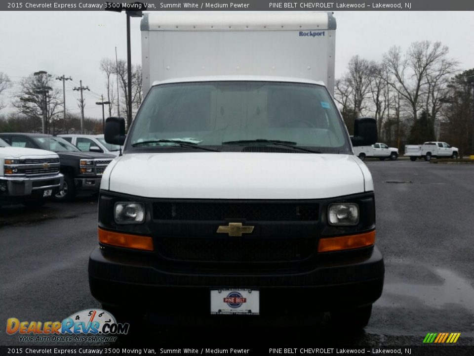 2015 Chevrolet Express Cutaway 3500 Moving Van Summit White / Medium Pewter Photo #2