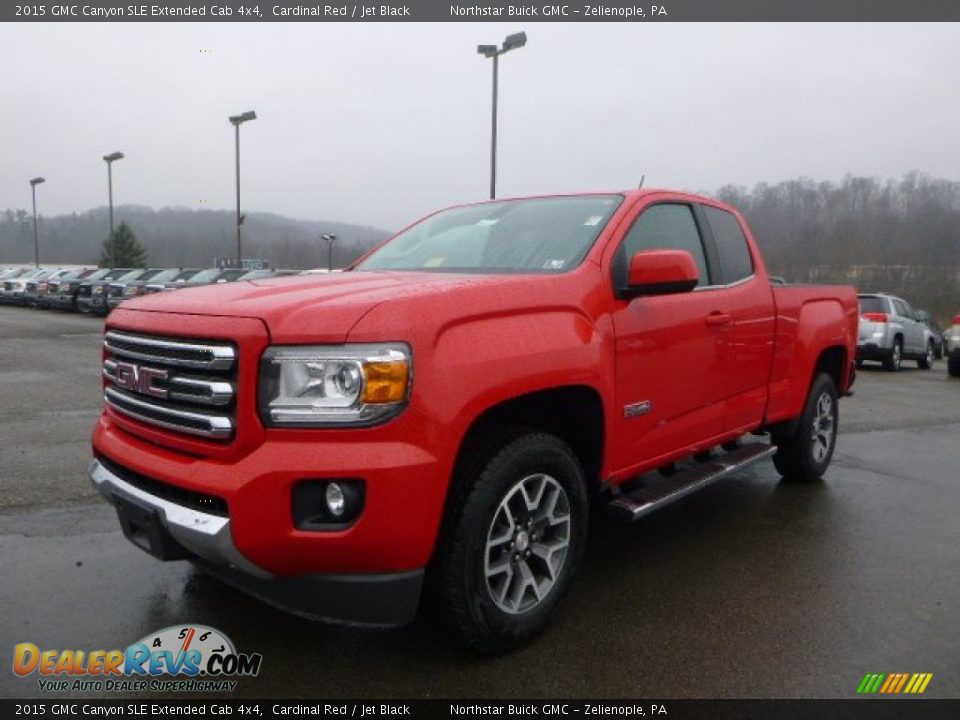 Front 3/4 View of 2015 GMC Canyon SLE Extended Cab 4x4 Photo #1