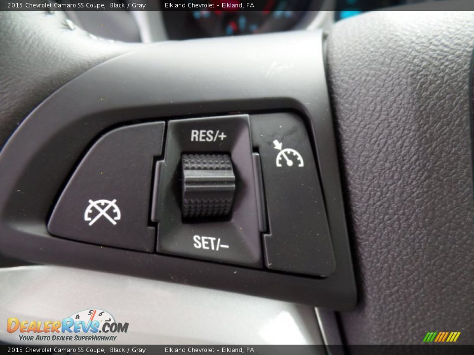 Controls of 2015 Chevrolet Camaro SS Coupe Photo #19