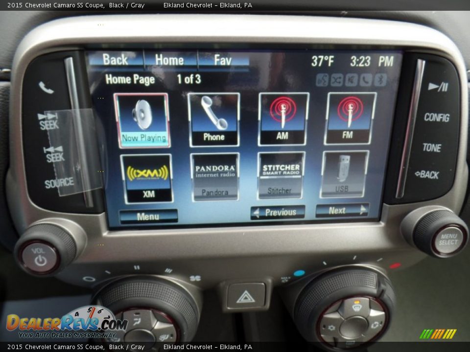 Controls of 2015 Chevrolet Camaro SS Coupe Photo #23