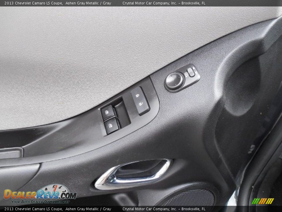 2013 Chevrolet Camaro LS Coupe Ashen Gray Metallic / Gray Photo #15