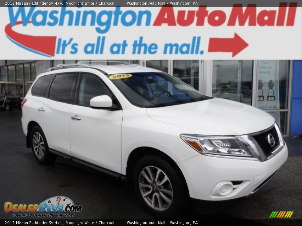 2013 Nissan Pathfinder SV 4x4 Moonlight White / Charcoal Photo #1