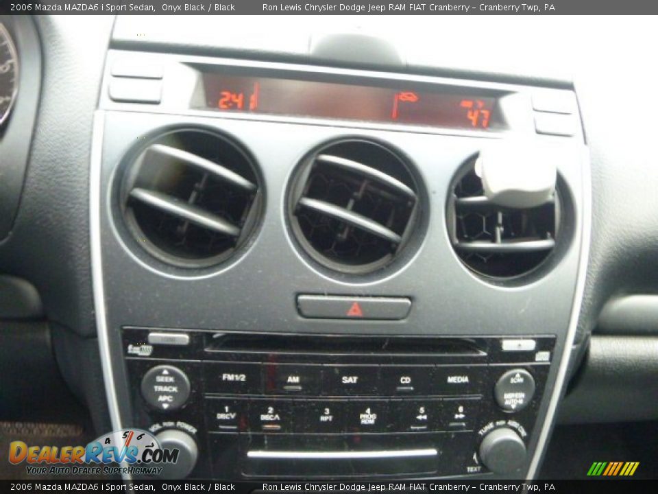 2006 Mazda MAZDA6 i Sport Sedan Onyx Black / Black Photo #14