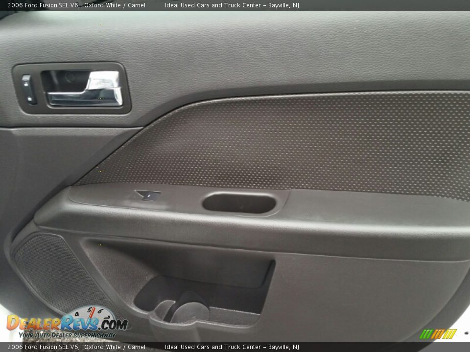 2006 Ford Fusion SEL V6 Oxford White / Camel Photo #9