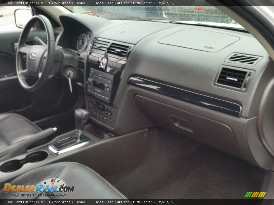 2006 Ford Fusion SEL V6 Oxford White / Camel Photo #10