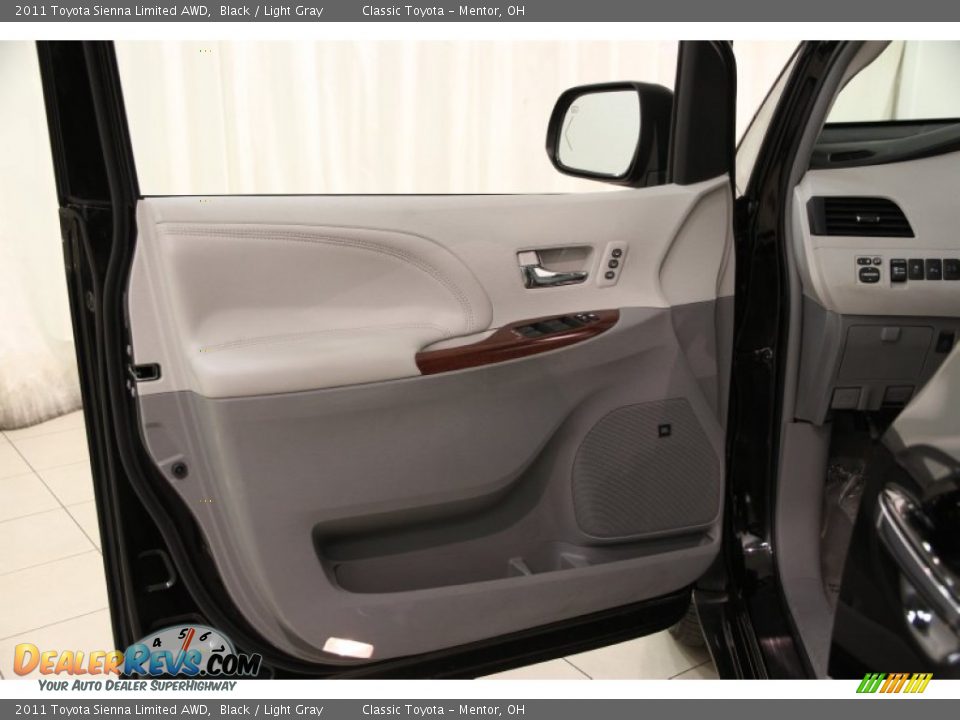Door Panel of 2011 Toyota Sienna Limited AWD Photo #4
