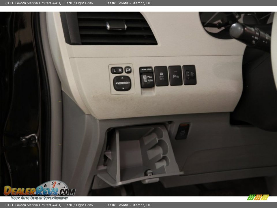 2011 Toyota Sienna Limited AWD Black / Light Gray Photo #5