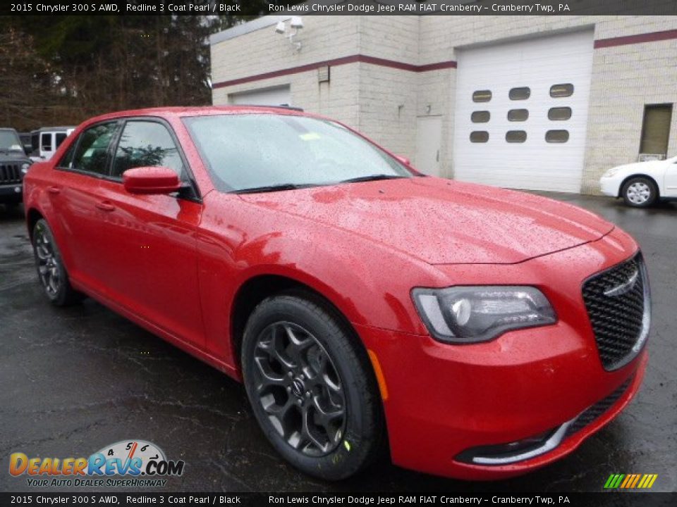 Front 3/4 View of 2015 Chrysler 300 S AWD Photo #8