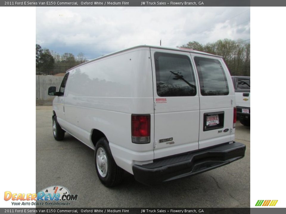 2011 Ford E Series Van E150 Commercial Oxford White / Medium Flint Photo #3
