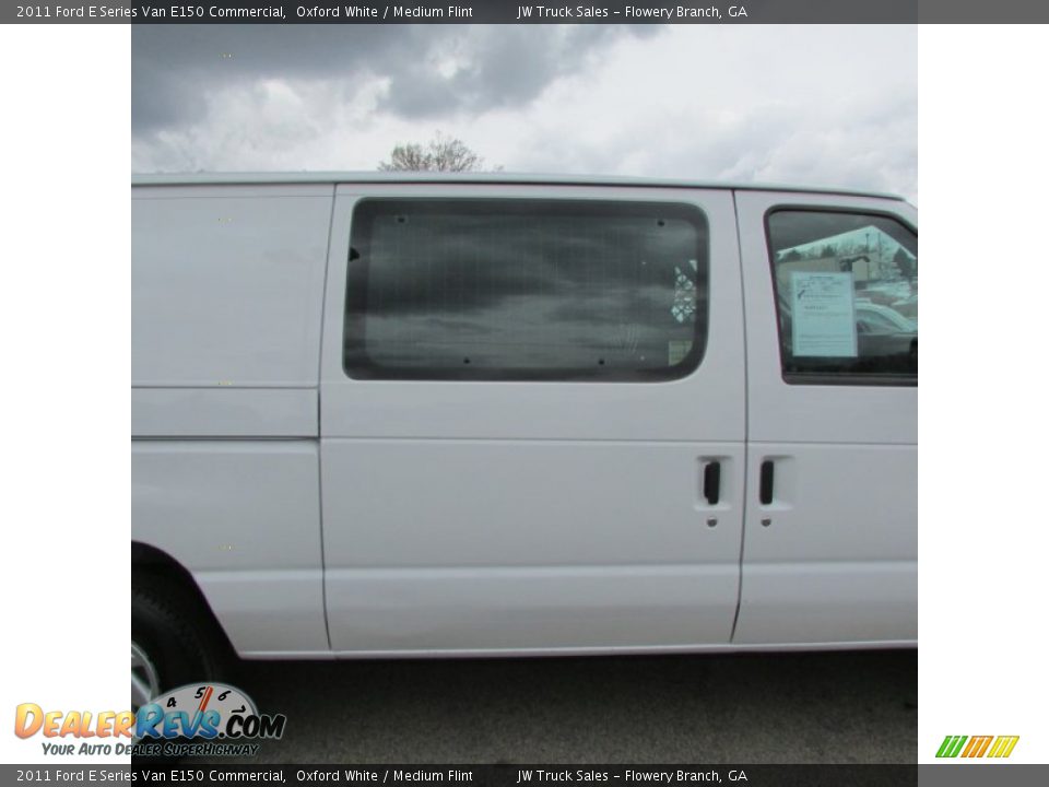 2011 Ford E Series Van E150 Commercial Oxford White / Medium Flint Photo #15