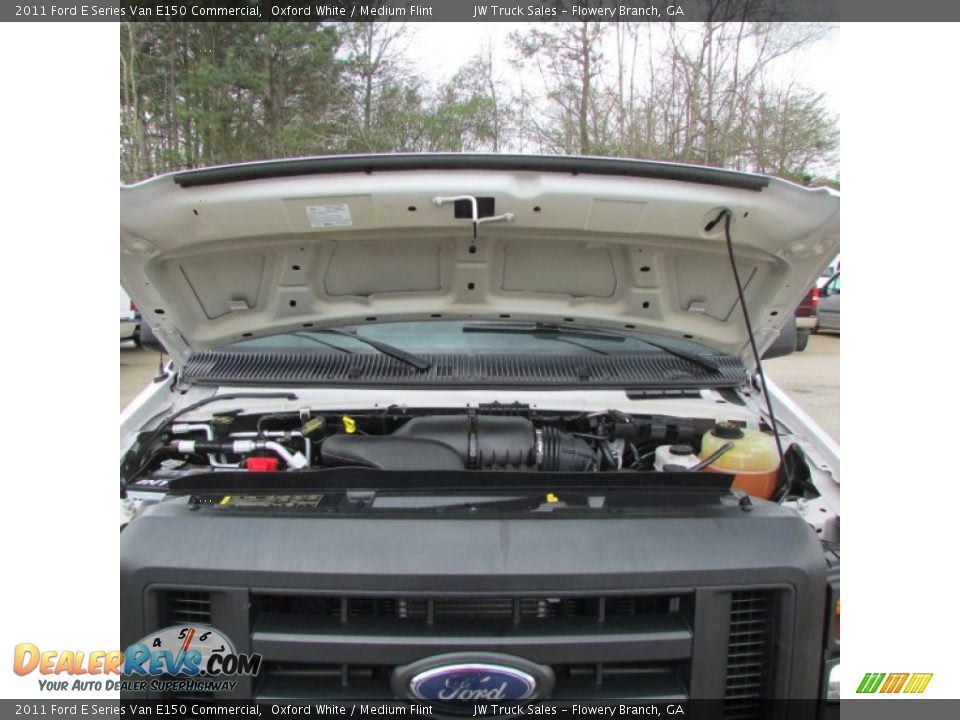 2011 Ford E Series Van E150 Commercial Oxford White / Medium Flint Photo #21