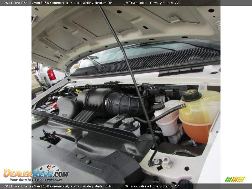 2011 Ford E Series Van E150 Commercial Oxford White / Medium Flint Photo #23