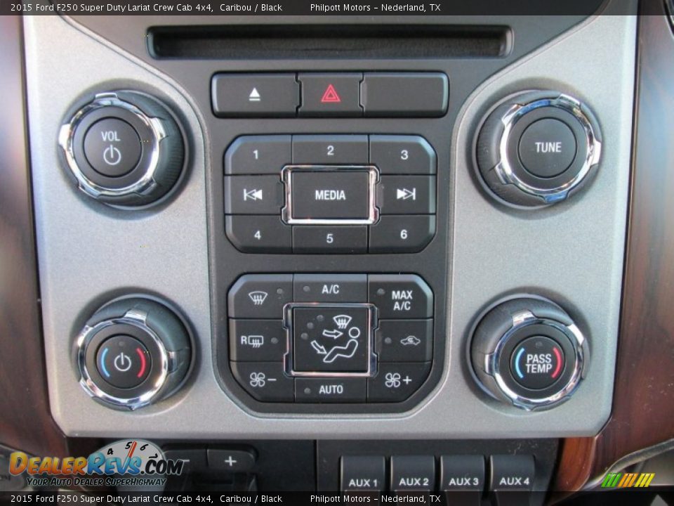 2015 Ford F250 Super Duty Lariat Crew Cab 4x4 Caribou / Black Photo #31