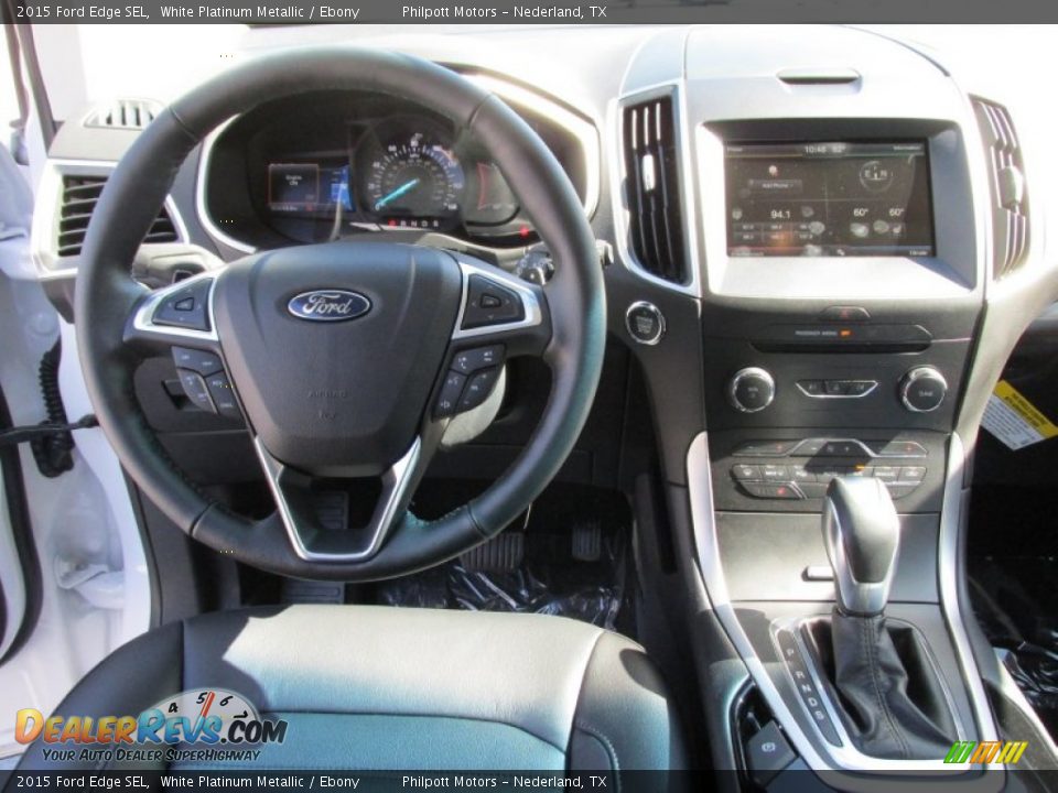 Dashboard of 2015 Ford Edge SEL Photo #24