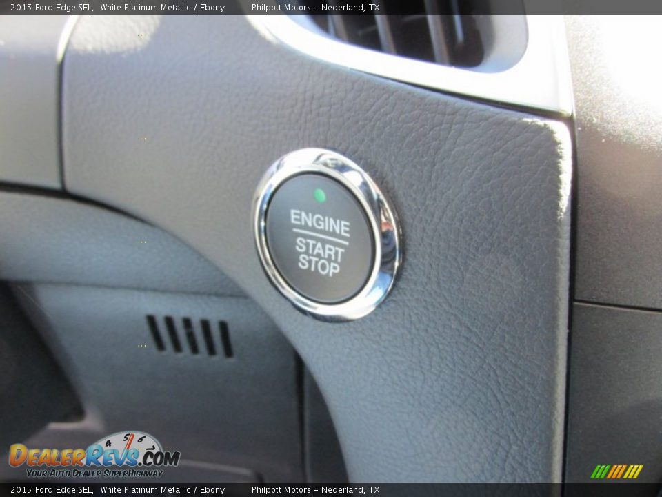 Controls of 2015 Ford Edge SEL Photo #30