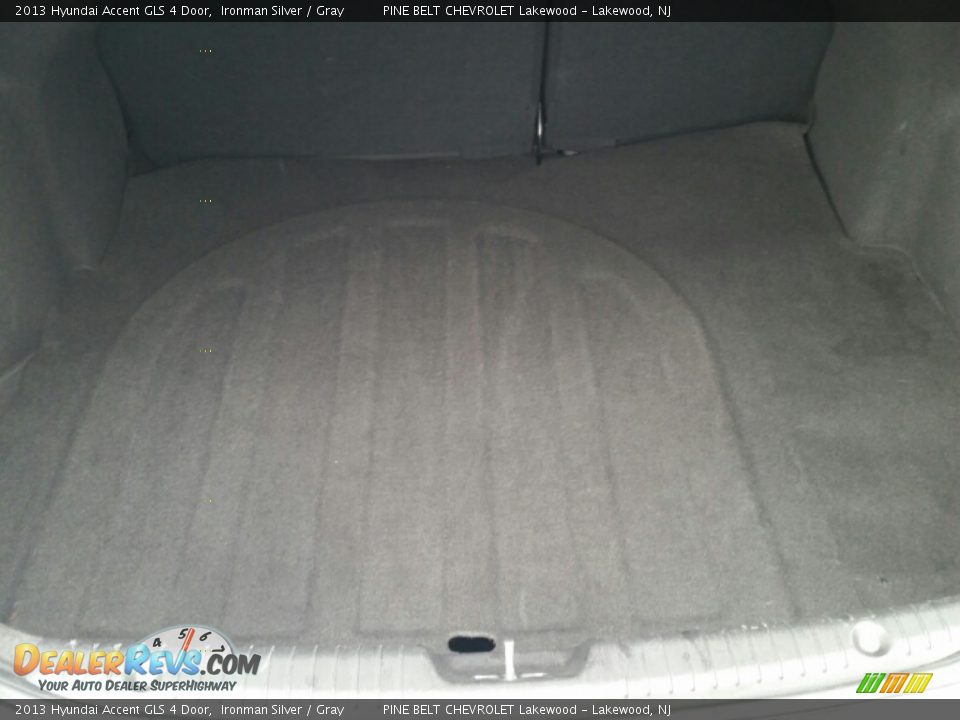 2013 Hyundai Accent GLS 4 Door Ironman Silver / Gray Photo #21