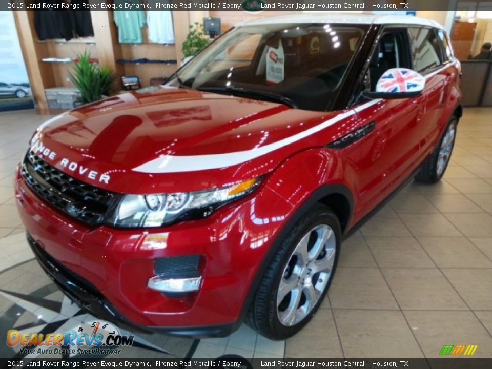 Front 3/4 View of 2015 Land Rover Range Rover Evoque Dynamic Photo #3