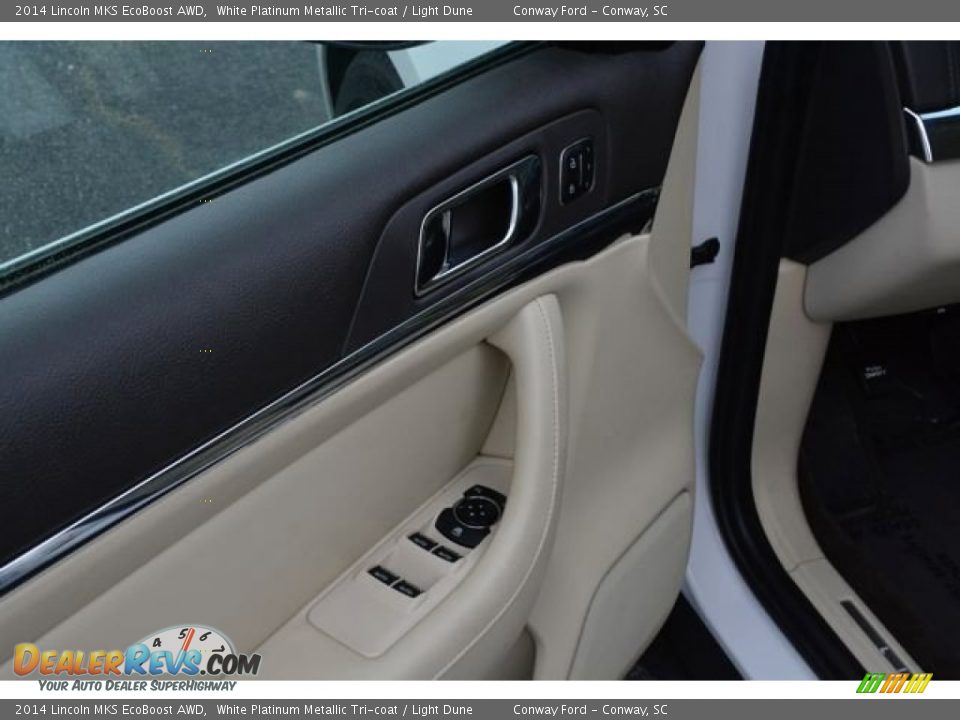 2014 Lincoln MKS EcoBoost AWD White Platinum Metallic Tri-coat / Light Dune Photo #19
