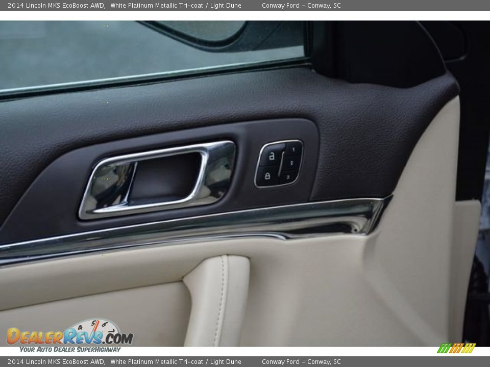 2014 Lincoln MKS EcoBoost AWD White Platinum Metallic Tri-coat / Light Dune Photo #20