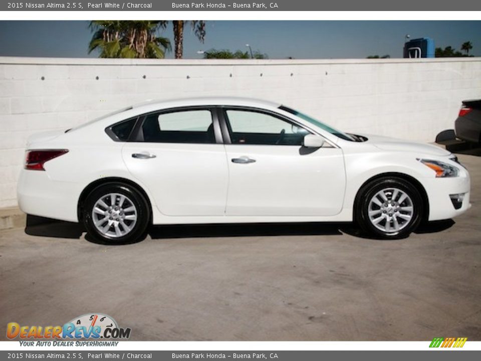 2015 Nissan Altima 2.5 S Pearl White / Charcoal Photo #8